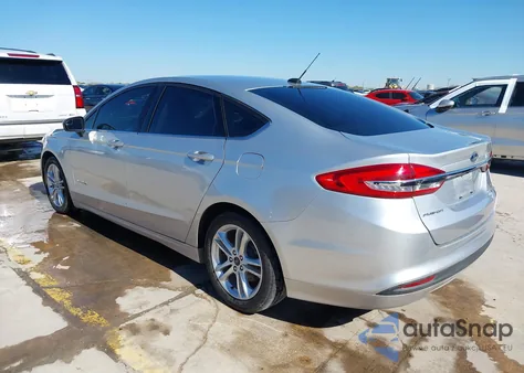2018 Ford Fusion Hybrid Se z USA, uszkodzony, nr VIN 3FA6P0LU9JR103557